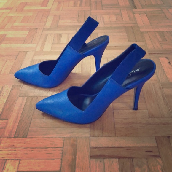 royal blue slingback shoes